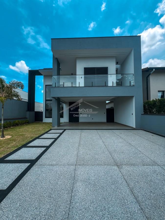 Sobrado em Condom�nio