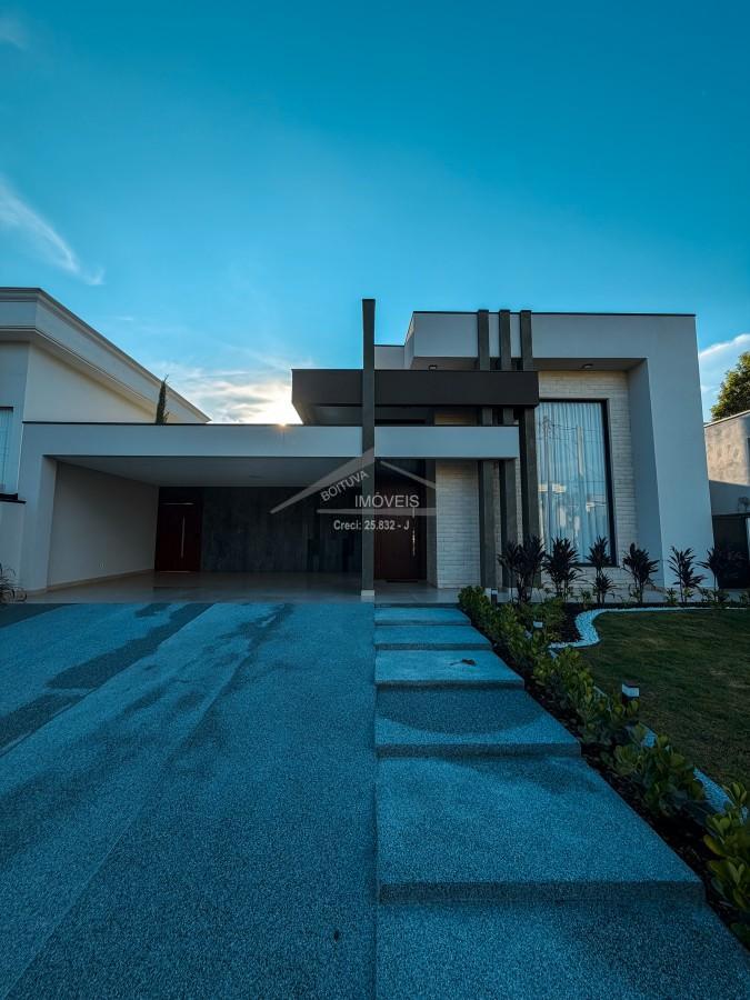 Casa em Condom�nio